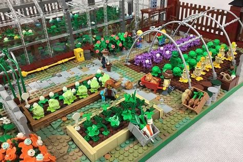 Lego Garden, Lego Village, Lego Building Blocks, Lego Club, Lego Display, Lego Diy, Lego Modular, Amazing Lego Creations, Lego Craft