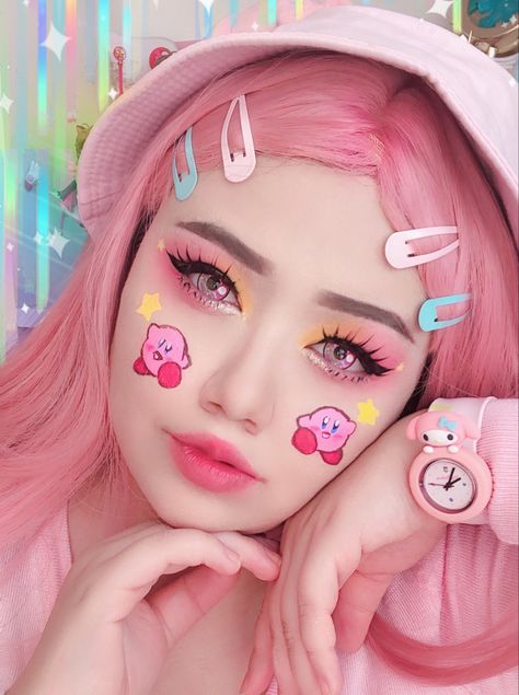 Instagram @kokoafranco #makeup #kirby #kawaii Kirby Face Paint, Kirby Makeup Look, Anime Inspired Makeup Looks, My Melody Inspired Makeup, Cute Makeup Looks Kawaii, Kirby Makeup, Anime Makeup Kawaii, Kawaii Makeup Looks, Dollcore Makeup