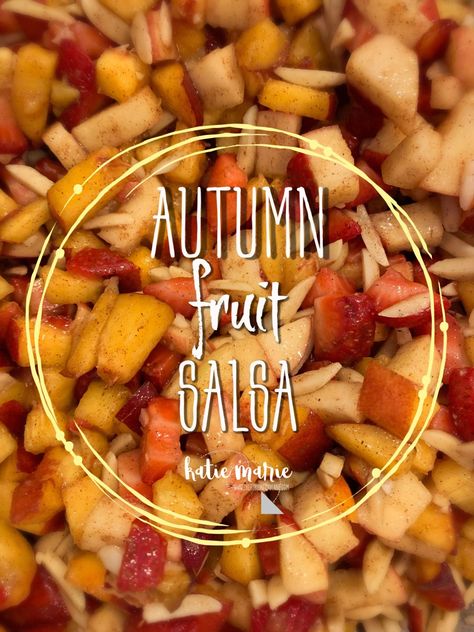 Fall Salsa, Fall Salsa Recipes, Apple Salsa Recipe, Fall Fruit, Fall Fruit Salad, Fruit Salsa Recipe, Vegan Finger Foods, Easy Salsa Recipe, Fruit Salsa