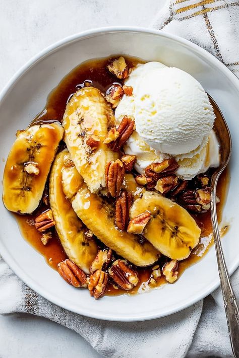 Booze Fruit, Banana Foster Ice Cream, Bananas Foster Recipe, Banana Foster Recipe, Creamy Vanilla Ice Cream, Bananas Recipe, Banana Foster, Fruit Ideas, Caramelized Bananas