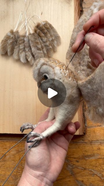 How To Make Owls Crafts, Owl Crafts For Adults, Wool Sculpture, Felted Owl, Needle Felting Owls, Armature For Needle Felting, Needle Felted Owl Tutorial, Needle Felted Wolf Tutorial, Wool Felting Animals