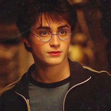 13 year old Harry :) Citate Harry Potter, Glume Harry Potter, Daniel Radcliffe Harry Potter, Buku Harry Potter, Harry Potter Icons, Harry Potter Images, The Prisoner Of Azkaban, Images Harry Potter, Harry Potter Tumblr