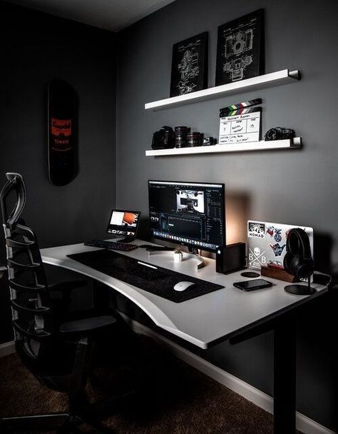 black is most loved color on earth i think, and it's great gaming room with black color🤩 Home Studio Setup, Bedroom Setup, Gaming Chairs, Computer Room, Gaming Room Setup, Cheap Things, Gamer Room, Game Room Design, Home Office Setup