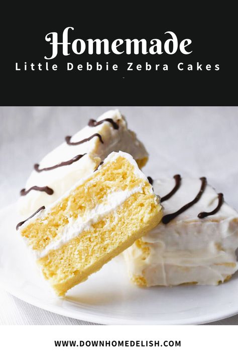 Zebra Cakes Little Debbie, Marshmallow Cream Filling, Beefaroni Recipe, Diy Condiments, Little Debbie Snack Cakes, Zebra Cakes, Copycat Food, Sweety Pie, Valentines Desserts