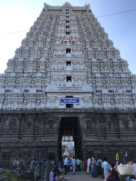 Raja Gopuram Thiruvannamalai Temple, South Indian Temple, Jaipur Travel, Ancient Indian Art, Indian Temple Architecture, Prabhas Pics, Temple Photography, Temple Pictures, Toronto Travel