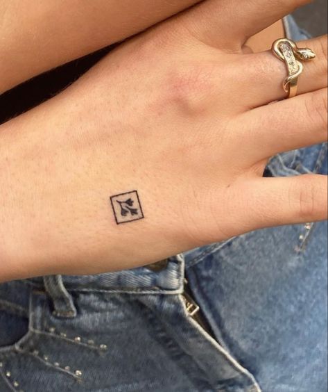 Gestalt Tattoo, Dainty American Traditional Tattoo, Tattoo In Square, Cute Stamp Tattoo, Itll Pass Tattoo, Luck Symbol Tattoo, Celiac Tattoo, Stamp Style Tattoo, Tile Tattoo Ideas