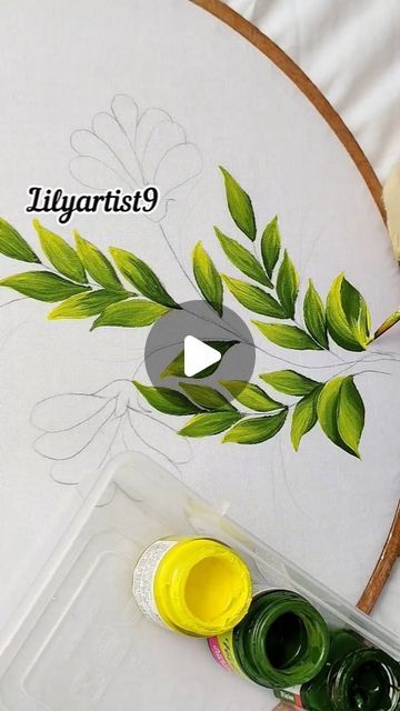 Tela, Fabric Paint Designs Fabric Paint Designs Patterns, Painting For Sarees, Frabic Paint Pictures, Birds Fabric Painting, How To Use Fabric Paint, Paint On Fabric Clothing, Fabric Painting Fabric Paint Designs Patterns, How To Make Fabric Paint