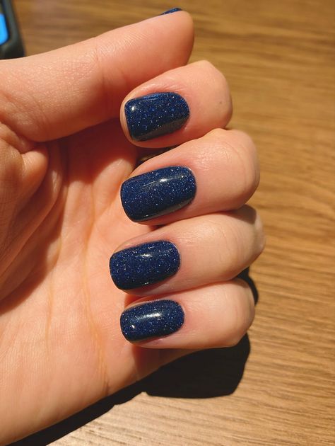 Dark Blue Shiny Nails, Dark Blue With Glitter Nails, Ravenclaw Manicure, Navy Blue Nails With Sparkles, Dark Blue Glittery Nails, Blue Sparkly Nail Ideas, Glitter Navy Blue Nails, Sparkly Navy Nails, Dark Blue Nails Sparkle