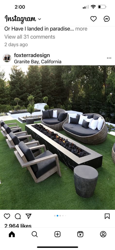 Fire Pit Seating Area, Backyard Fire Pit, House Florida, Modern Backyard Landscaping, Backyard Seating, Fire Pit Seating, Patio Garden Design, Backyard Remodel, Modern Backyard