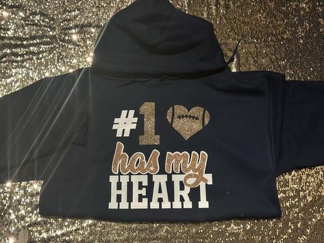 #1 has my heart 🖤🫶🏾Custom Football Hoodie! 🏈 DM or TEXT (313)318-0114 to place an order📲| #jaicreativecollection🎀 #footballseason #basketball #basketballseason #custombasketball #custombasketballhoodie #basketballgirlfriend #detroitsmallbusiness #customhoodie #customphotohoodie #proudbasketballgirlfriend #supportdetroitblackbusinesses #southfieldbusiness #smalldetroitbusinesses #proudgirlfriend Basketball Shirts For Best Friends, Football Shirts For Best Friends, Basketball Shirts For Boyfriend, Basketball Hoodies For Girlfriends, Basketball Girlfriend Hoodies, Girlfriend Basketball Shirts Ideas, Custom Basketball Shirts Girlfriend, Basketball Shirts For Girlfriends, Basketball Girlfriend Shirts Ideas