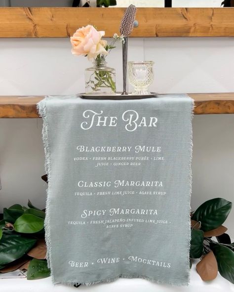 Display your bar menu in the most gorgeous way with custom linen stationary—it’s timeless, perfectly textured, and so inviting. Thank you for @helenlydesignco creating this linen beverage menu for our client. 📷 @helenlydesignco Menu Signage, Bar Signage, Linen Wedding, Event Bar, Wedding Linens, Bar Menu, Wedding Signs, Sage Green, Dream Wedding