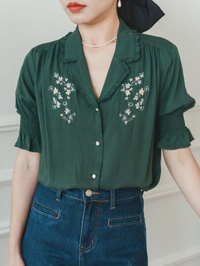 Simple Retro Floral Embroidery Button Front Shirt | SHEIN USA Victorian Blouse, Simple Retro, Simple Blouse, Retro Mode, Women Blouses, Look Vintage, Green Blouse, V Neck Blouse, Retro Floral