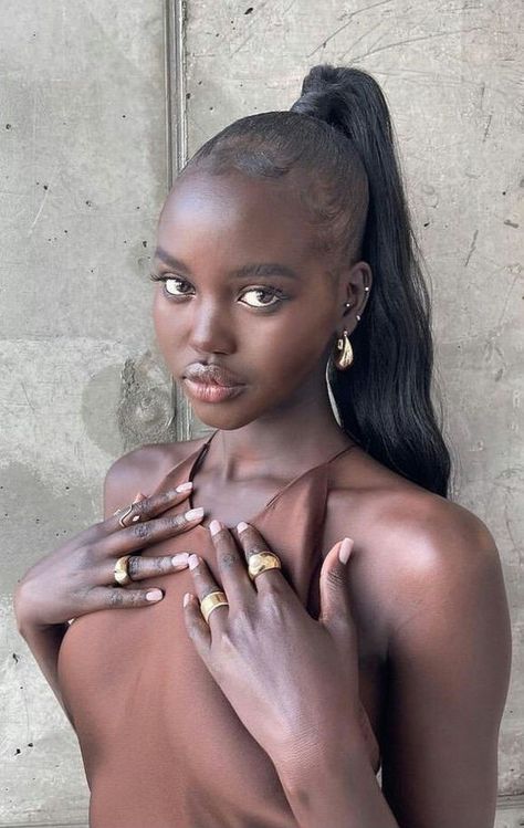 Dark Skin Models, Adut Akech, Dark Skin Beauty, Dark Skin Women, African Beauty, Black Is Beautiful, Beauty Skin, Beauty Women, A Woman