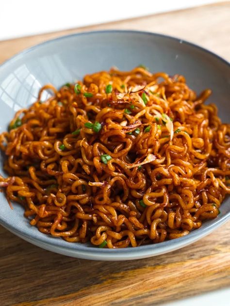 Indomie Noodles Recipe (from scratch!) Indomie Noodles Recipe, Indomie Recipe, Indomie Noodles, Chinese Noodle Dishes, Vegetable Spring Rolls, Spring Roll Recipe, Garlic Butter Shrimp, Spicy Noodles, Butter Shrimp