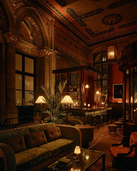 Hugo Toro — GOTHIC BAR LONDON - Hugo Toro Lounge Bar Aesthetic, Cozy Bar Aesthetic, Jazz Lounge Aesthetic, Dirtbag Wedding, New Orleans Aesthetic Interior, Hotel Lobby Aesthetic, Gothic Restaurant, Gothic Cafe, Vintage Hotel Aesthetic