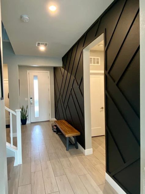 Black Accent Wall Entryway, Entrance Accent Wall, Sherwin Williams Black Magic, Accent Wall Hallway, Black Accent Wall Living Room, Sherwin Williams Black, Black Accent Wall, Accent Wall Entryway, House Renos