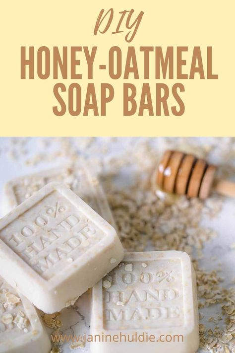 DIY Honey-Oatmeal Soap Bars Beefaroni Recipe, Bars At Home, Diy Oatmeal, Diy Honey, How To Make Soap, Goats Milk Soap Base, Diy Soap Bars, Easy Soap Recipes, Diy Soap Recipe