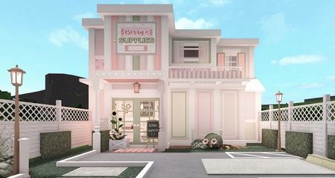 Realistic Bloxburg Cafe Exterior, Cafe Exterior Design Bloxburg, Blush Town Bloxburg, Pastel Cafe Bloxburg, Bloxburg Bakery Exterior, Bloxburg Pink House Exterior, Pink Cafe Bloxburg, Cute Bloxburg Cafe Ideas, Roblox Homestore Ideas