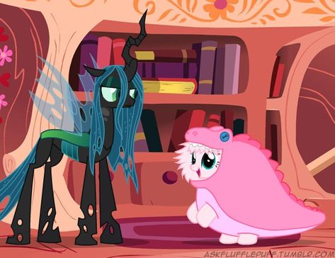 Fluffle Puff, Fluffy Puff, Skate Photos, Queen Chrysalis, Scary Dogs, My Lil Pony, Mlp Fan Art, Mlp Pony, Mlp My Little Pony