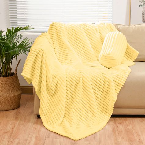 Yellow Blanket Aesthetic, Yellow Blanket, Yellow Throw Blanket, Pattern Sofa, Yellow Blankets, Yellow Flannel, Throw Bed, Bed Decoration, Yellow Bedding