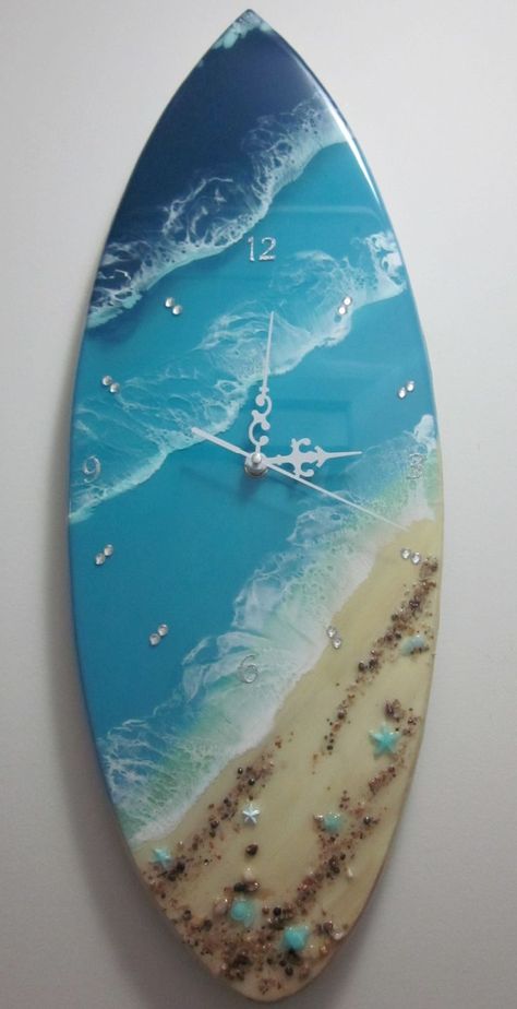 Diy Resin Wall Art, Surfboard Art, Diy Resin Projects, Resin Wall Art, Resin Furniture, Clock Art, Epoxy Resin Crafts, Resin Artwork, Diy Resin Art