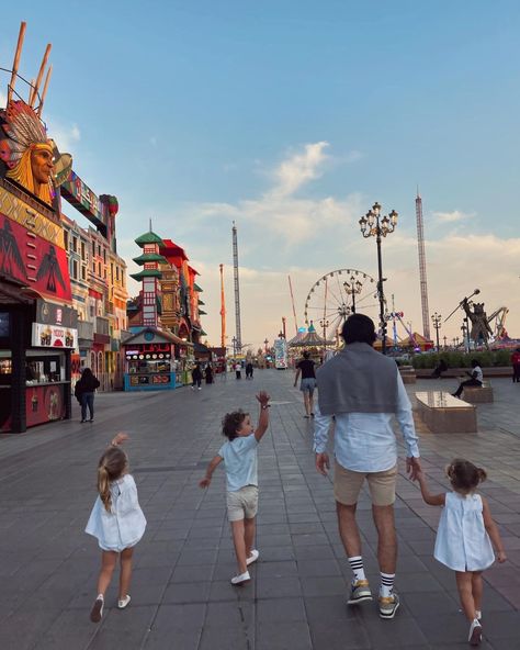 LALI ALAMAN | A day in Global Village. | Instagram Family Traveling Aesthetic, Dream Future Life Family, Family Walk Aesthetic, Dream Family Life, Travel Family Aesthetic, Dream Family Aesthetic, 4 Kids Aesthetic, Family 3 Kids, Family Vision Board