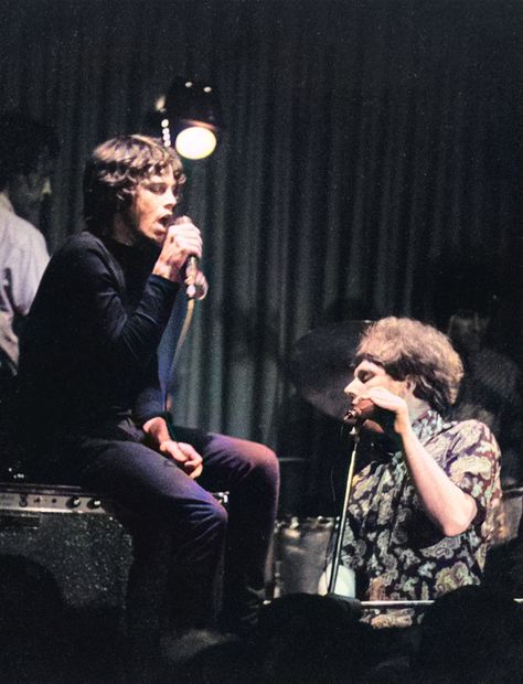 Jim Morrison & Van Morrison, Whisky-A-Go-Go, L.A 1966 Whiskey A Go Go, Whisky A Go Go, Romper Room, The Magnificent Seven, Charles Bronson, Van Morrison, Barbara Gordon, Linda Ronstadt, London Clubs