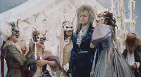 Jareth The Goblin King - "The Ballroom Scene" Labyrinth Sarah, Labyrinth Costume, Masquerade Aesthetic, Labyrinth Tattoo, Labyrinth Ball, Jim Henson Labyrinth, David Bowie Labyrinth, Labyrinth Art, Bowie Labyrinth