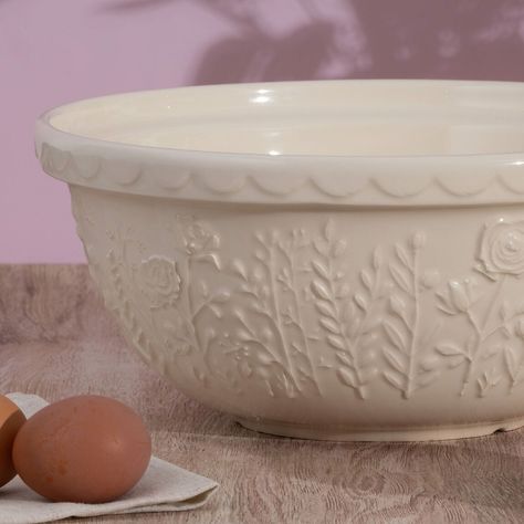 Mason Cash Large Cream In the Meadow Ceramic Mixing Bowl - World Market Kitchen Equipment Storage, Retro Kitchen Appliances, Ceramic Mixing Bowls, Mason Cash, Rose Cream, Kitchen Needs, Batter Bowl, Cream Roses, Kitchen Equipment