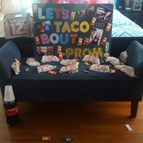 Taco Hoco Proposal, Taco Bell Homecoming Proposal, Taco Homecoming Proposal Ideas, Homecoming Proposal Ideas Taco Bell, Taco Promposal, Hoco Proposals Ideas Chipotle, Taco Bell Hoco Proposal, Food Promposal, Taco Bell Promposal