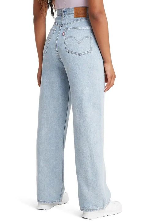 Levi's High Loose Boyfriend Fit Jeans Sz 7/8 Super Cute! Straight Wide Leg 29x33. Condition is "New with tags". Shipped with USPS Priority Mail. Cute Mom Jeans, High Waisted Boyfriend Jeans, Stray Kids Outfits, High Waist Wide Leg Jeans, Types Of Jeans, Boyfriend Fit Jeans, Practice Outfits, Cute Pants, Cute Jeans