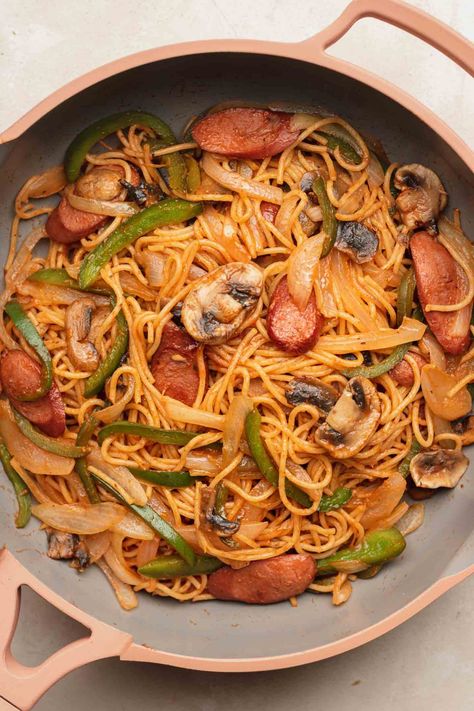 Japanese Napolitan Pasta, Japanese Napolitan Spaghetti, Japanese Sausage Recipes, Japanese Pasta Recipe, Japanese Spaghetti Recipes, Naporitan Spaghetti, Napolitan Japanese, Napolitan Pasta, Napolitan Spaghetti