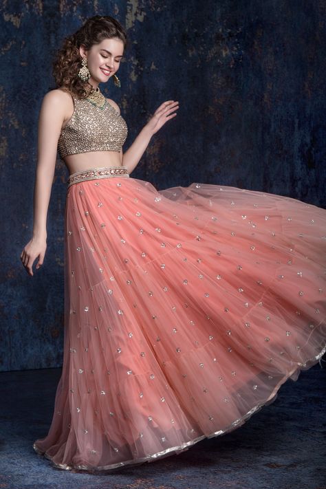 Gowns Dresses Indian Party Wear, Sangeet Dresses, Fashion Factory, Mehndi Dresses, Desi Dress, Lehenga Saree Design, Mehendi Outfits, Indian Skirt, Indian Outfits Lehenga