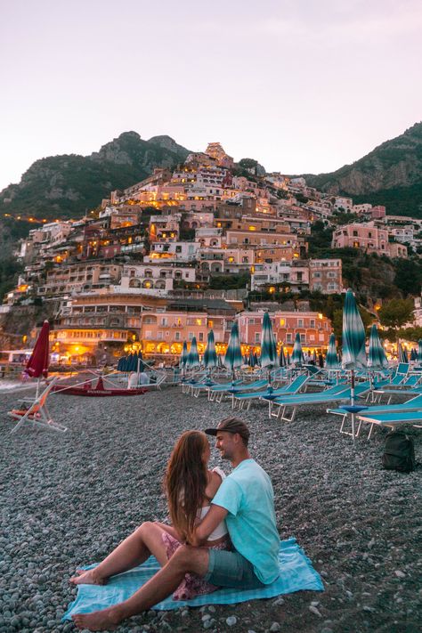 Read about the most Instagram-worthy photo spots in Positano (Amalfi Coast, Italy), including tips on how to take photos at the famous private beach in Positano. #travelblog #europetravel #travelcouple #beautifuldestinations #instagrammableplaces #romanticgetaway #summerholiday #visitpositano #visititaly