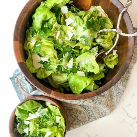 The Best Butter Lettuce Salad - Healthyish Foods Butterleaf Lettuce Salad, Butter Leaf Salad Recipe, Bib Lettuce Salad, Butter Lettuce Salad Recipes, Butter Lettuce Recipes, Cold Pastas, Salad Fixings, Butter Lettuce Salad, Lettuce Salads