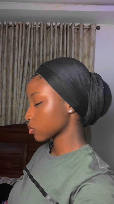 Jersey Scarf head wrap/turban tutorial Hair Turban Tutorial, Hair Scarf Tutorial, Head Scarf Tutorial, Head Wrap Tutorial, Headwrap Hairstyles, African Hair Wrap, Turban Tutorial, Short Box Braids Hairstyles, Headwrap Tutorial