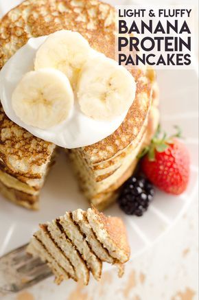 Protein Pancakes Low Carb, Meals Under 200 Calories, Pancakes Low Carb, Protein Powder Pancakes, Low Carb Pancake Recipe, Banana Protein Pancakes, Low Carb Pancakes, Cookies Healthy, Protein Dinner