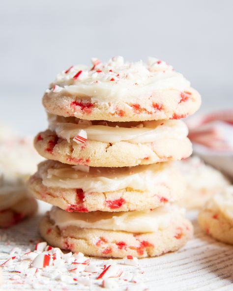 Peppermint Frosting, Cranberry Orange Shortbread Cookies, Drop Sugar Cookies, Peppermint Recipes, Peppermint Sugar Cookies, Best Christmas Desserts, Best Holiday Cookies, Peppermint Sugar, Chewy Sugar Cookies