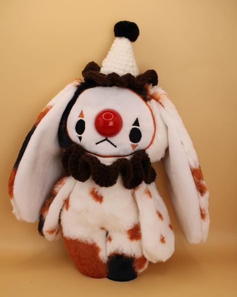 Clowncore Plushies, Plushie Oc, Clown Plush, Clown Plushies, Doll Plushies, Cute Clown, Cute Sewing Projects, Calico Fabric, Sewing Stuffed Animals