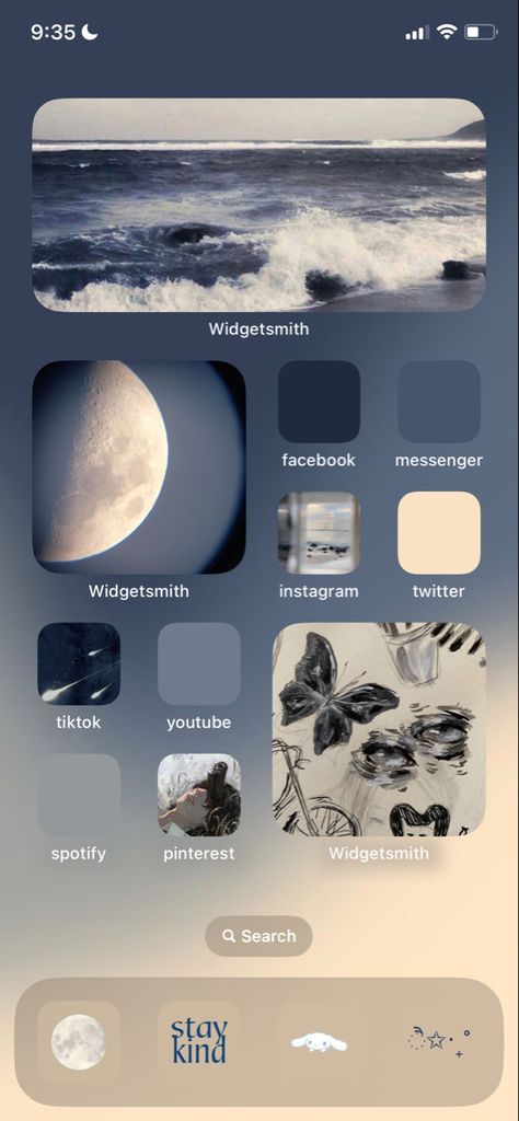 Samsung Home Screen Aesthetic, Light Blue Iphone Layout, Iphone Home Screen Layout Blue, Blue Aesthetic Phone Theme, Iphone Theme Ideas Blue, Samsung Home Screen Layout, Phone Customization Ideas, Blue Ios 16 Homescreen, Blue Homescreen Layout