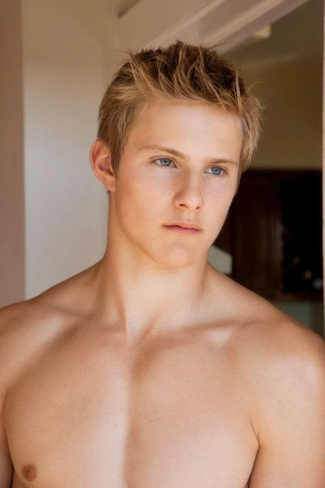 Cato in the Hunger Games. Alexander Ludwig Alexander Ludwig, Alex Pettyfer, Logan Lerman, Tyler Hoechlin, Very Important Person, Belle Blonde, Most Beautiful People, Shirtless Men, Actor Model