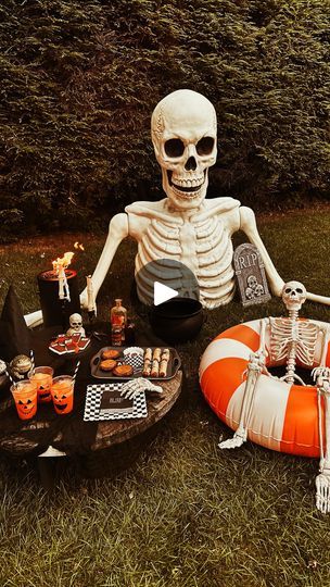 152K views · 111K reactions | Any excuse to bring out my Halloween decor👻☠️🎃We had mummy hotdogs, burgers with jack o lantern cheese, Halloween popcorn, orange soda floats, coffin ice cream sandwiches and creepy crawly s’mores! The bat flying at the end was a paid actor🦇 | Julie Denby | thehauntina · Summerween! Mummy Hotdogs, Pool Entertaining, Soda Floats, Kitty Room, Halloween Popcorn, Bat Flying, Creepy Costumes, Hello Kitty Rooms, Ice Cream Sandwiches