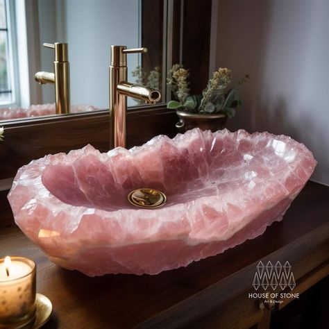 Rose Quartz Bath Tub, Gemstone Interior Design, Rose Quartz Sink, Pink Quartz Bathroom, Gemstone Bathtub, Feminine Bathroom Decor Ideas, Rose Quartz Bathtub, Pink Crystal Aesthetic, Bathroom Inspo Modern