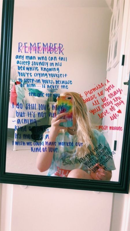 Writing On Mirror, Photo Girly, Mirror Writing, Things To Write, Girl Mirror, Vsco Aesthetic, Fall Bedding, A Mirror, Of Ideas