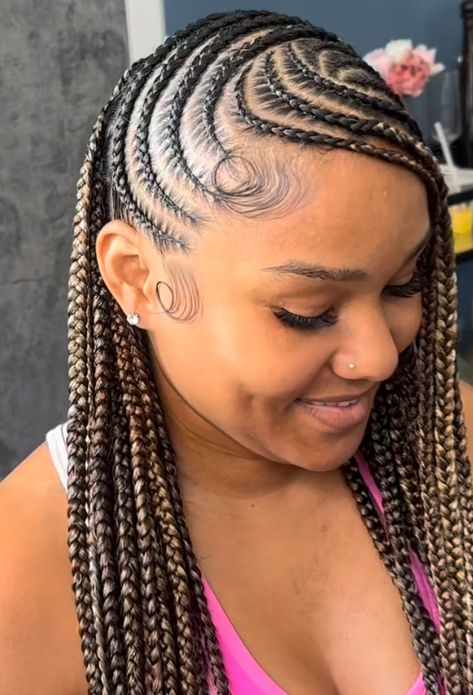 Canrows Going Back Braids, Simple Hair Braiding Styles, Hairstyles With French Braids, Feed In Knotless Braids, Braided Hairstyles Without Extensions, Ashanti Braids, Straight Back Feed In Braids With Design, Straight Back Hairstyles, Fulani Braids Hairstyles