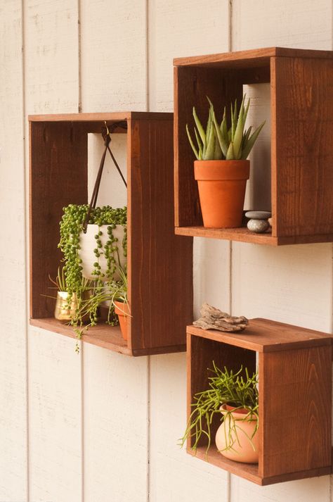 Easy to make and super affordable, these boxes give your pots and hanging planters a cohesive look and bring some life into any space. And they cost less than $3 each! Published in partnership with @homedepot Boxes Diy, Floating Shelves Bathroom, Floating Plants, Hal Decor, Plant Box, Box Shelves, Wood Floating Shelves, Plant Shelves, Diy Shelves