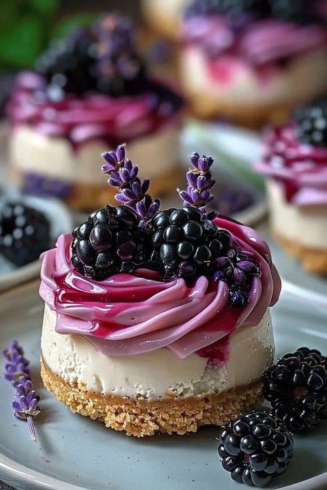 Mini Blackberry Lavender Cheesecakes, Blackberry Lavender Cheesecake, Blackberry Cheesecake Recipes, Pretty Cheesecake, Lavender Desserts, Blackberry Desserts, Blackberry Dessert Recipes, Lavender Cheesecake, Blackberry Lavender