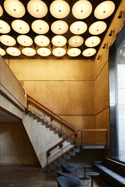 https://www.glenallsop.com/flora-bar/0vl5sce8yl8ur6wzf3wm8dnk8pqj79 Brutalist Interior, Brutalism Architecture, Arch Interior, New York Museums, Marcel Breuer, Reception Ideas, Brutalism, Commercial Design, Commercial Interiors