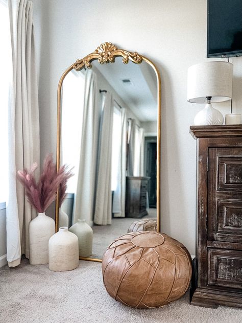 Gold Mirror Corner Bedroom, Vintage Gold Mirror Bedroom, Boho Bedroom Mirror Corner, Vintage Gold Mirror For Bedroom, Gold French Mirror Bedroom, Small Spaces Decor, Mirror Decor Bedroom, Big Mirror In Bedroom, Decor Small Spaces