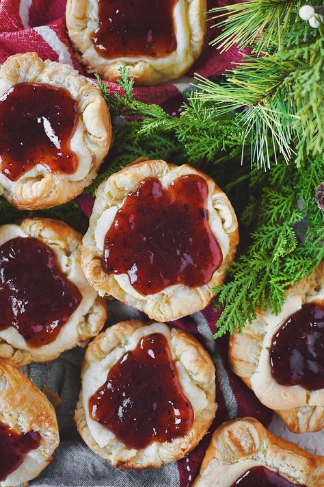 Sugar Plum Cheese Danish - Starbucks Copycat - KendellKreations Sugar Plum Danish Copycat, Sugarplum Cheese Danish Recipe, Sugar Plum Cheese Danish Starbucks, Copycat Starbucks Sugar Plum Danish, Sugarplum Danish Recipe, Sugar Plum Cream Cheese Danish, Sugar Plum Danish Recipe, Sugar Plum Jam Recipe, Sugar Plum Cheese Danish Recipe